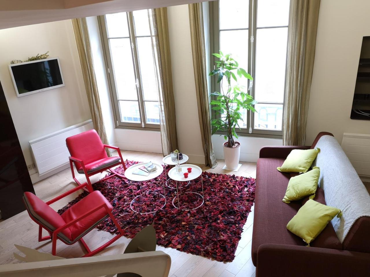 Apartamento Beautiful Duplex In The Center Of París Exterior foto